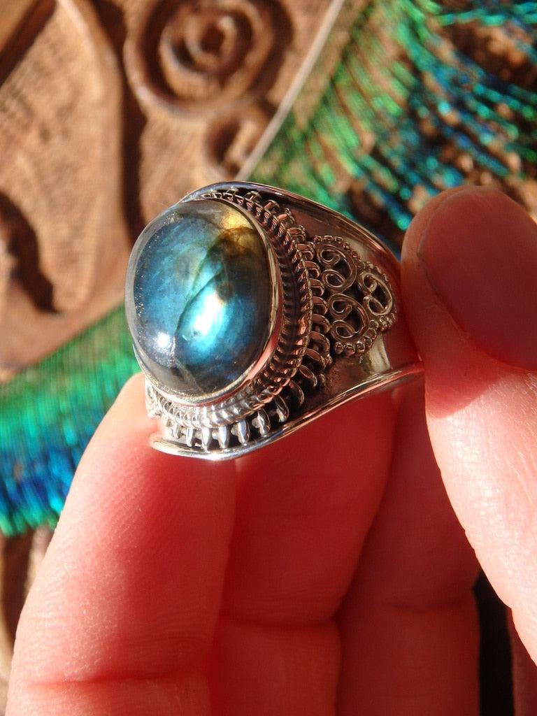 Fancy Design~Green & Blue Flashes Labradorite Gemstone Ring In Sterling Silver (Size 8.5) - Earth Family Crystals