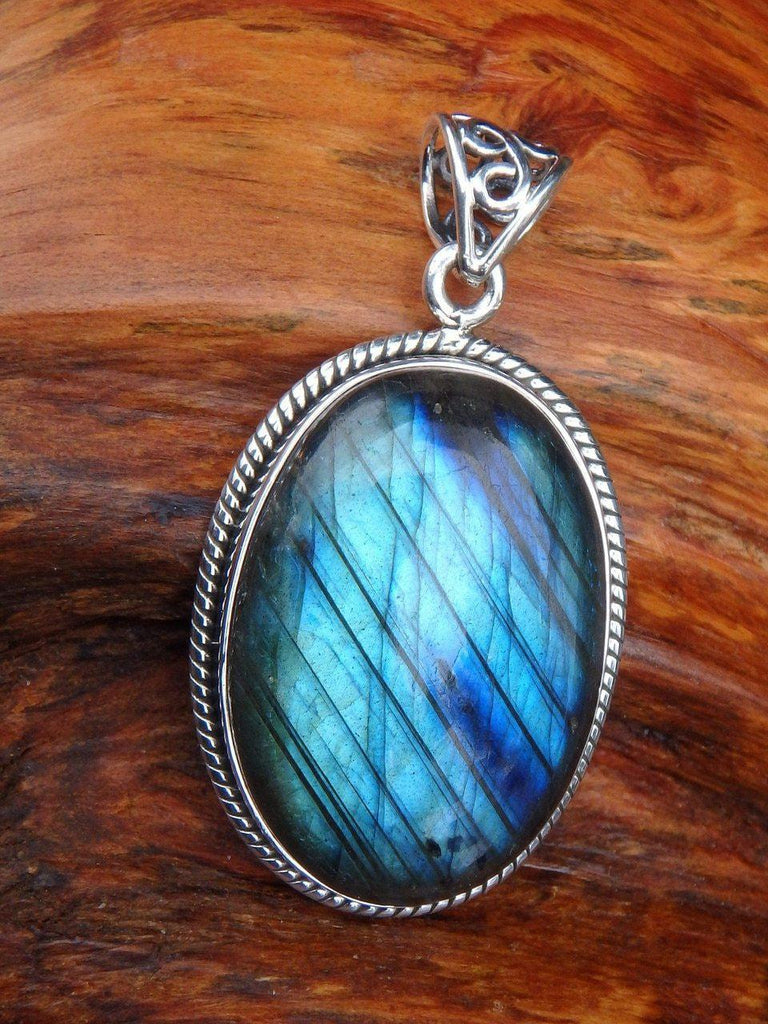 Amazing Ribbons of Sea Blue & Green Flashes Labradorite Pendant In Sterling Silver  (Includes Silver Chain) - Earth Family Crystals
