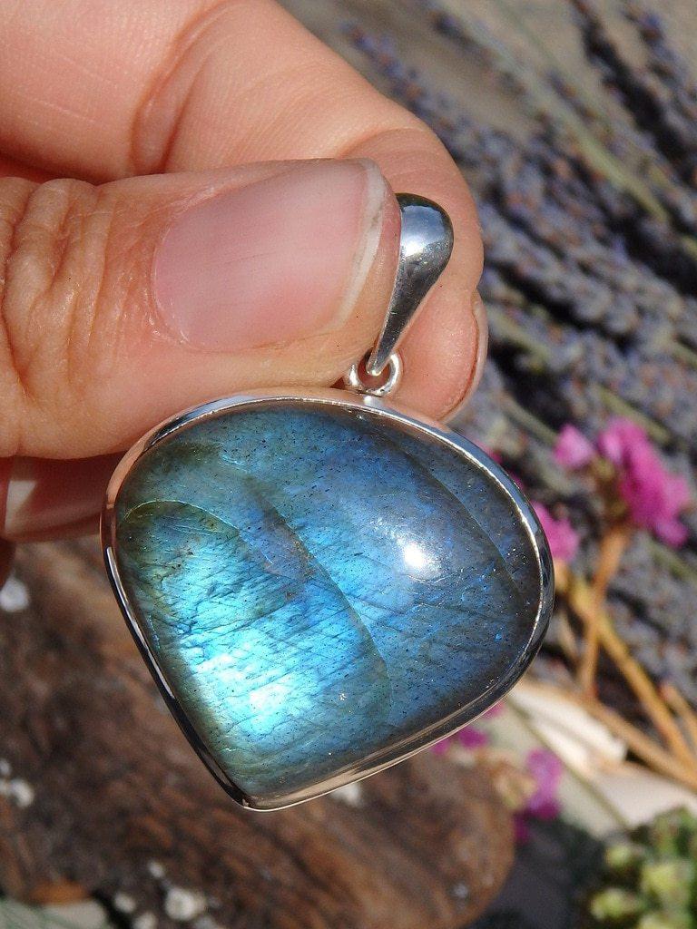 Amazing Blue Flashes Labradorite Pendant In Sterling Silver (Includes Silver Chain) - Earth Family Crystals