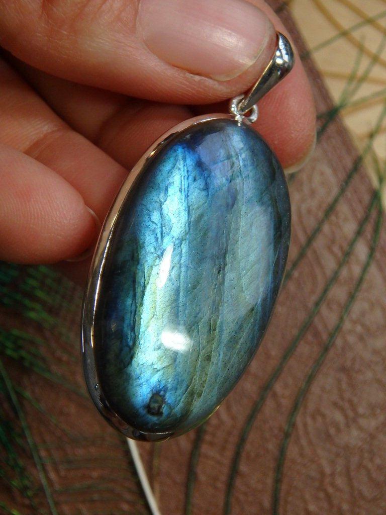 Amazing Flash Labradorite Gemstone Pendant In Sterling Silver (Includes Silver Chain) 12 - Earth Family Crystals