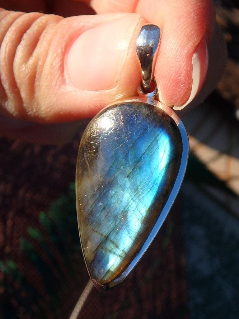 Flashy Labradorite Gemstone Pendant In Sterling Silver (Includes Silver Chain) 1 - Earth Family Crystals