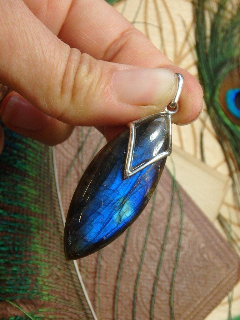 Amazing Flash Labradorite Gemstone Pendant In Sterling Silver (Includes Silver Chain) 11 - Earth Family Crystals