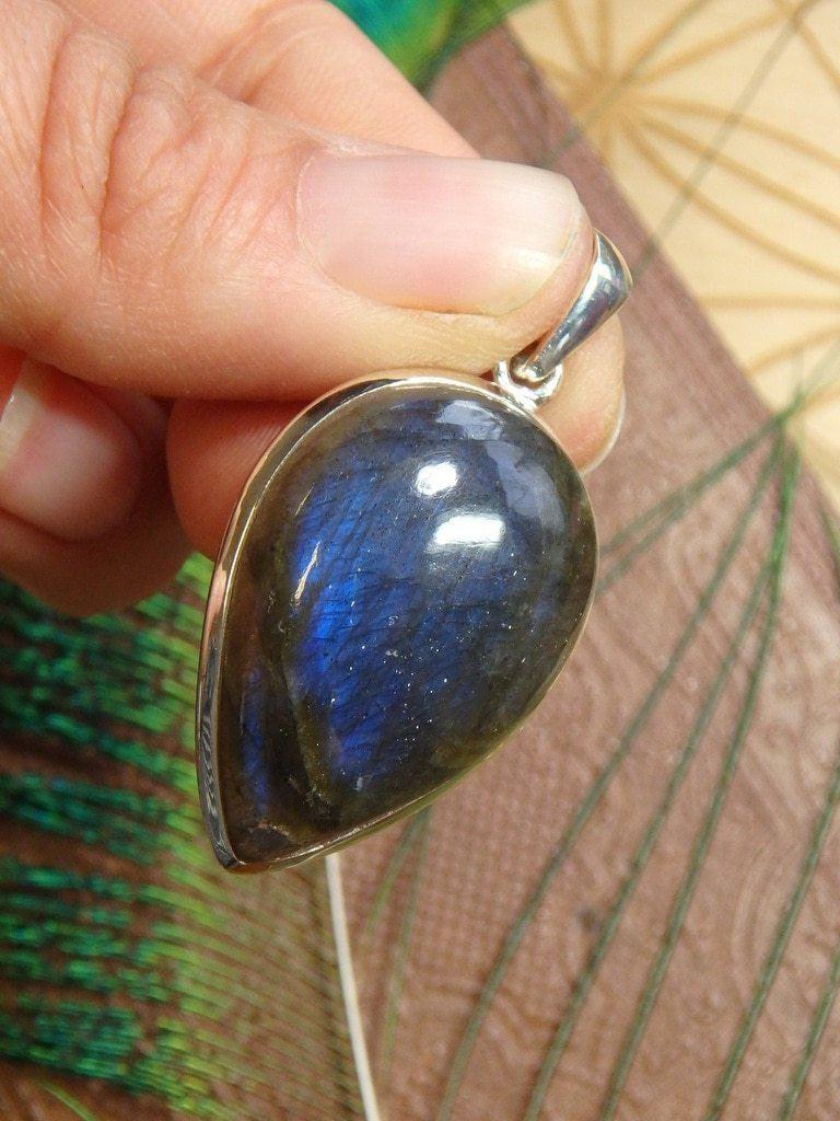 Cobalt Blue Flash Labradorite Gemstone Pendant In Sterling Silver (Includes Silver Chain) 6 - Earth Family Crystals