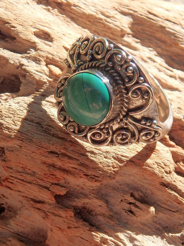 Malachite Green Serenity Ring in Sterling Silver (Size 8) - Earth Family Crystals
