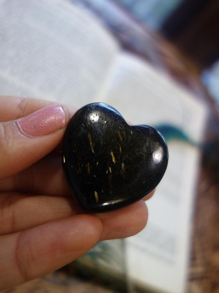 Mysterious Multi Coloured Flash Genuine Nuummite Heart Carving - Earth Family Crystals