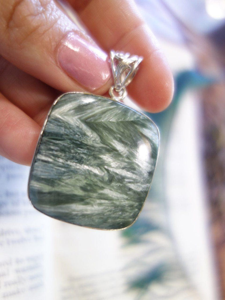 Curious Silver Angel Wings Large Seraphinite Pendant In Sterling Silver (Includes Silver Chain) - Earth Family Crystals