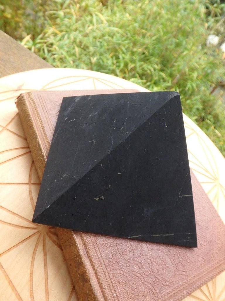 XL EMF Protection Unpolished Shungite Pyramid Carving (REDUCED) - Earth Family Crystals