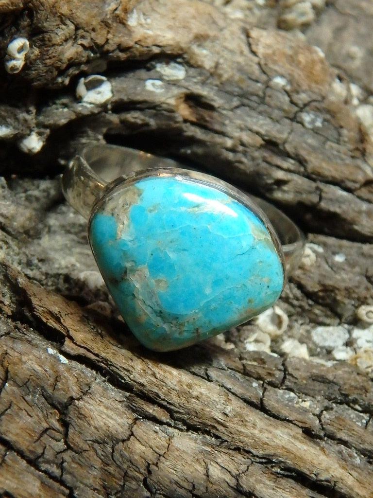 Vibrant Blue Kingman Turquoise Ring In Sterling Silver (Size 10.5) - Earth Family Crystals